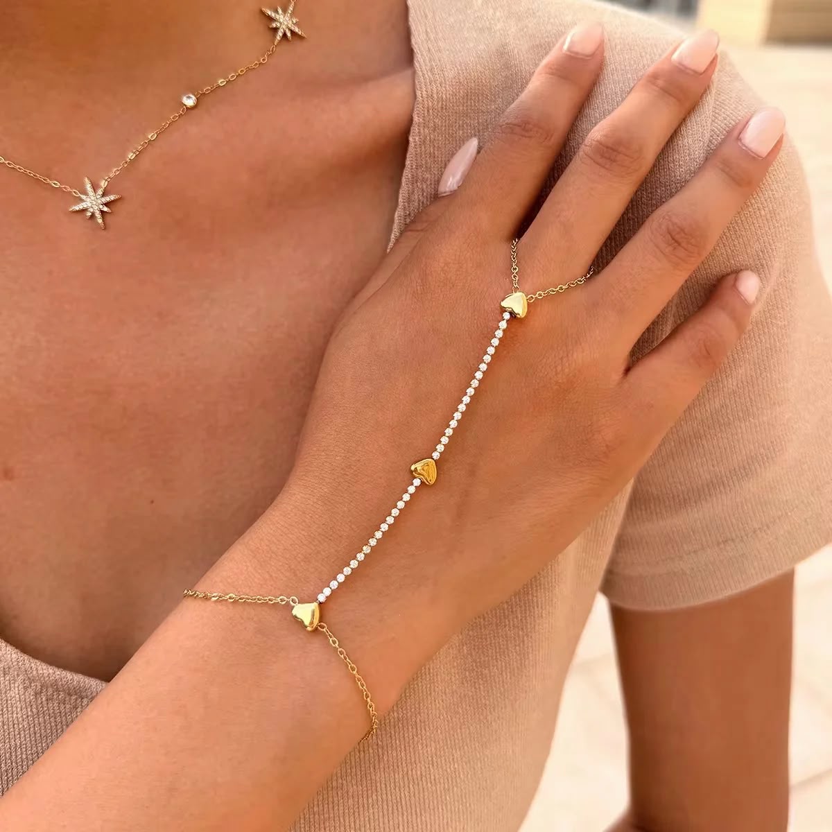 3 heart handchain