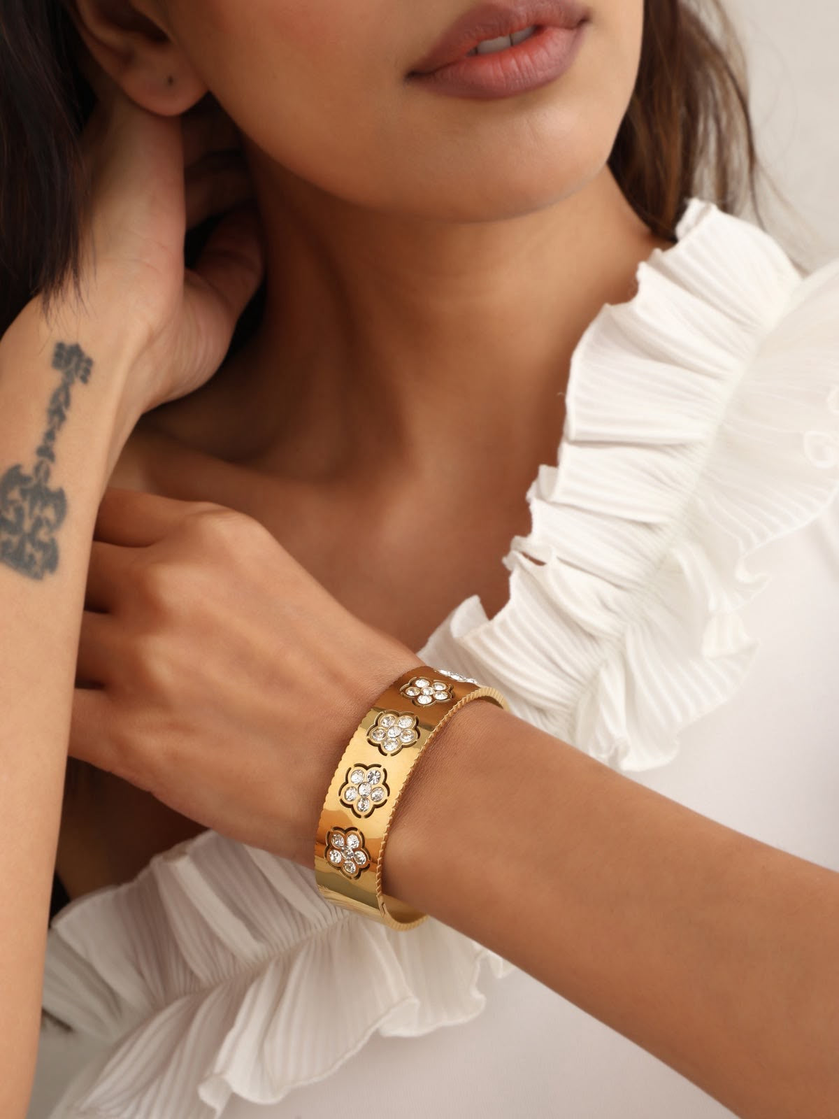 Luxury Stone Handcuff