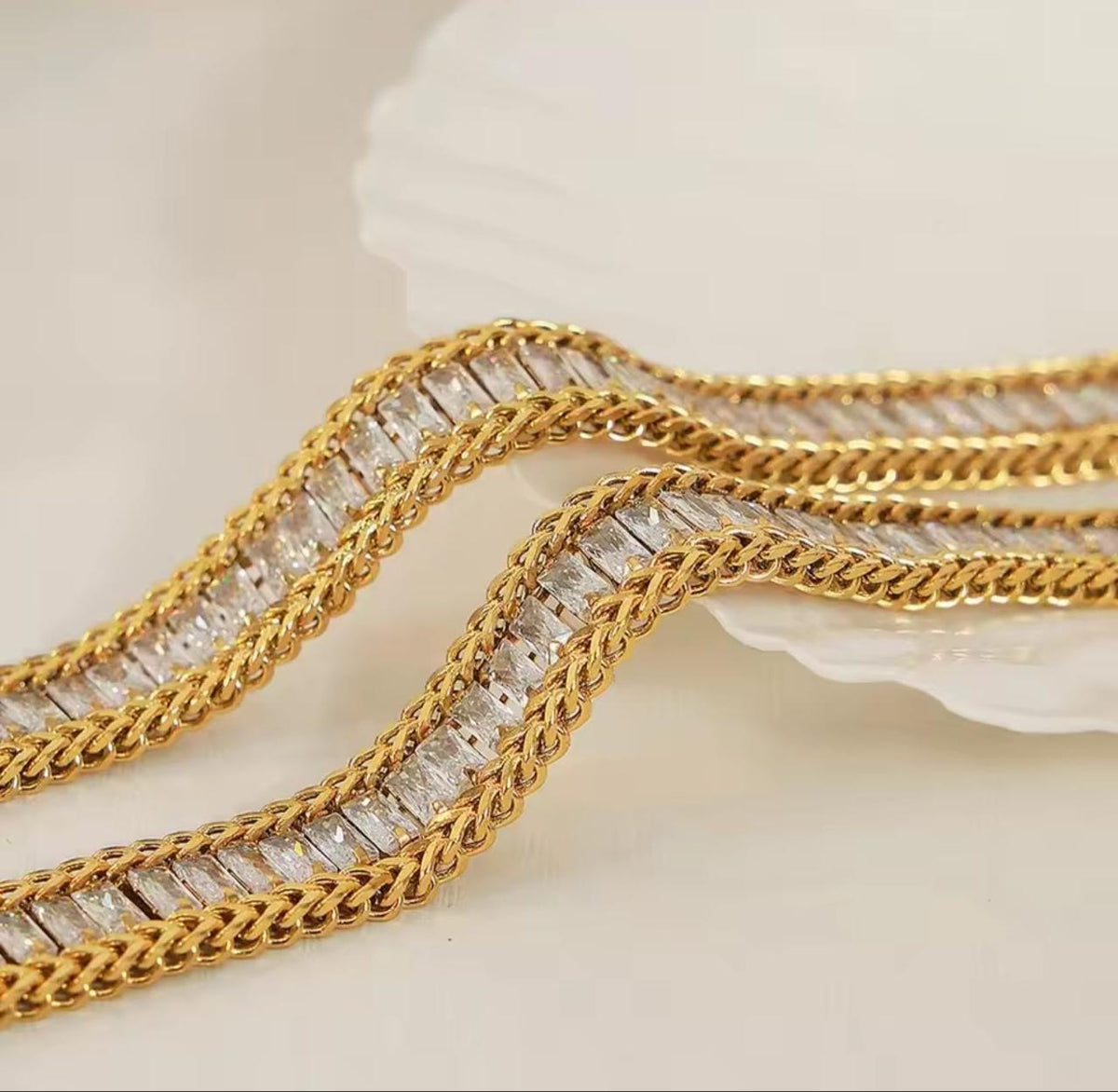 Bold Zircon Bracelet
