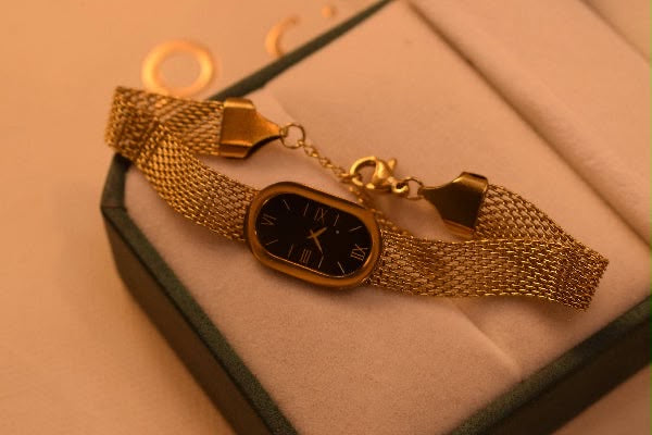 Mesh Clock Bracelet