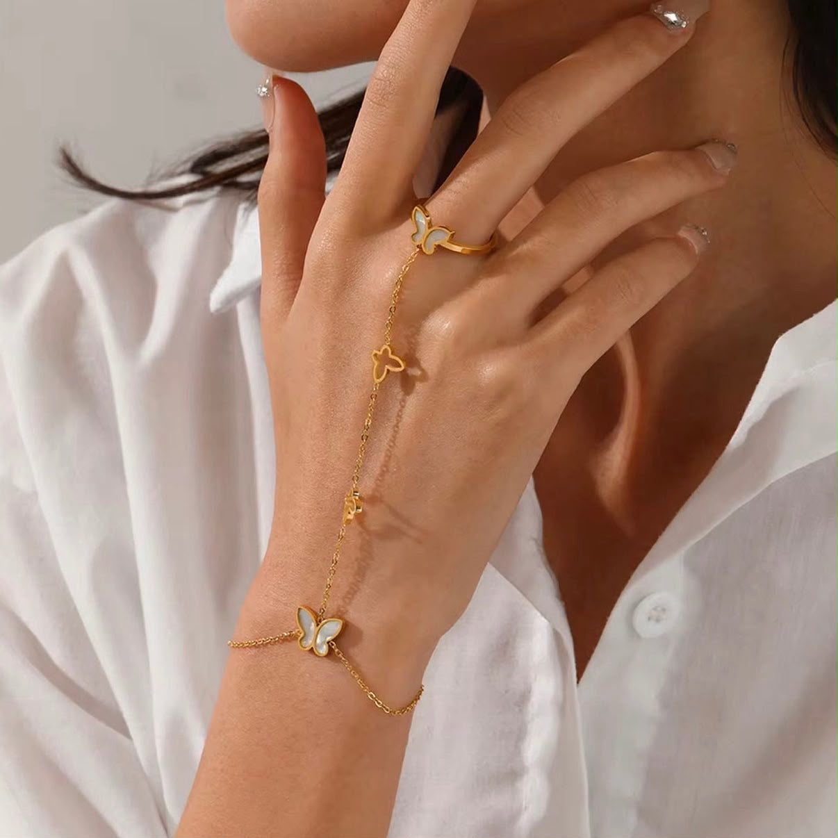 Butterfly Handchain