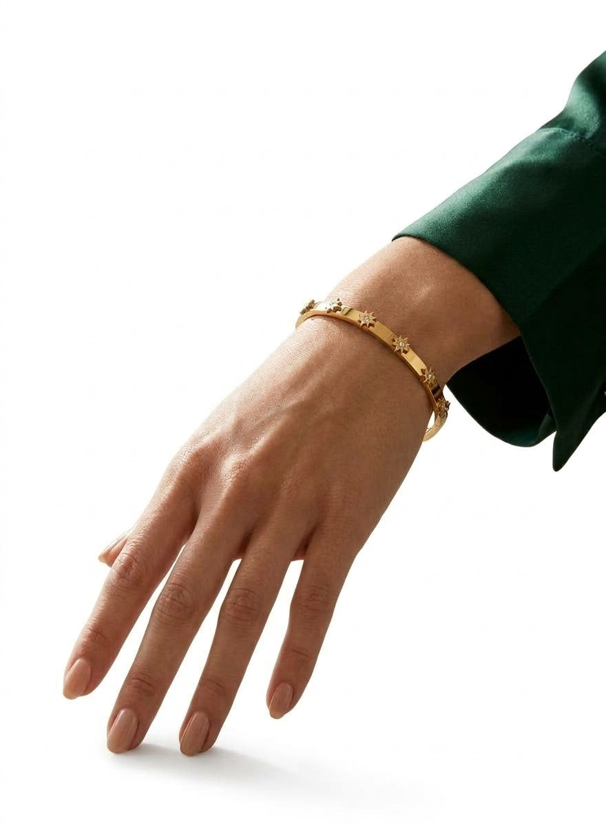 mythic stars handcuff
