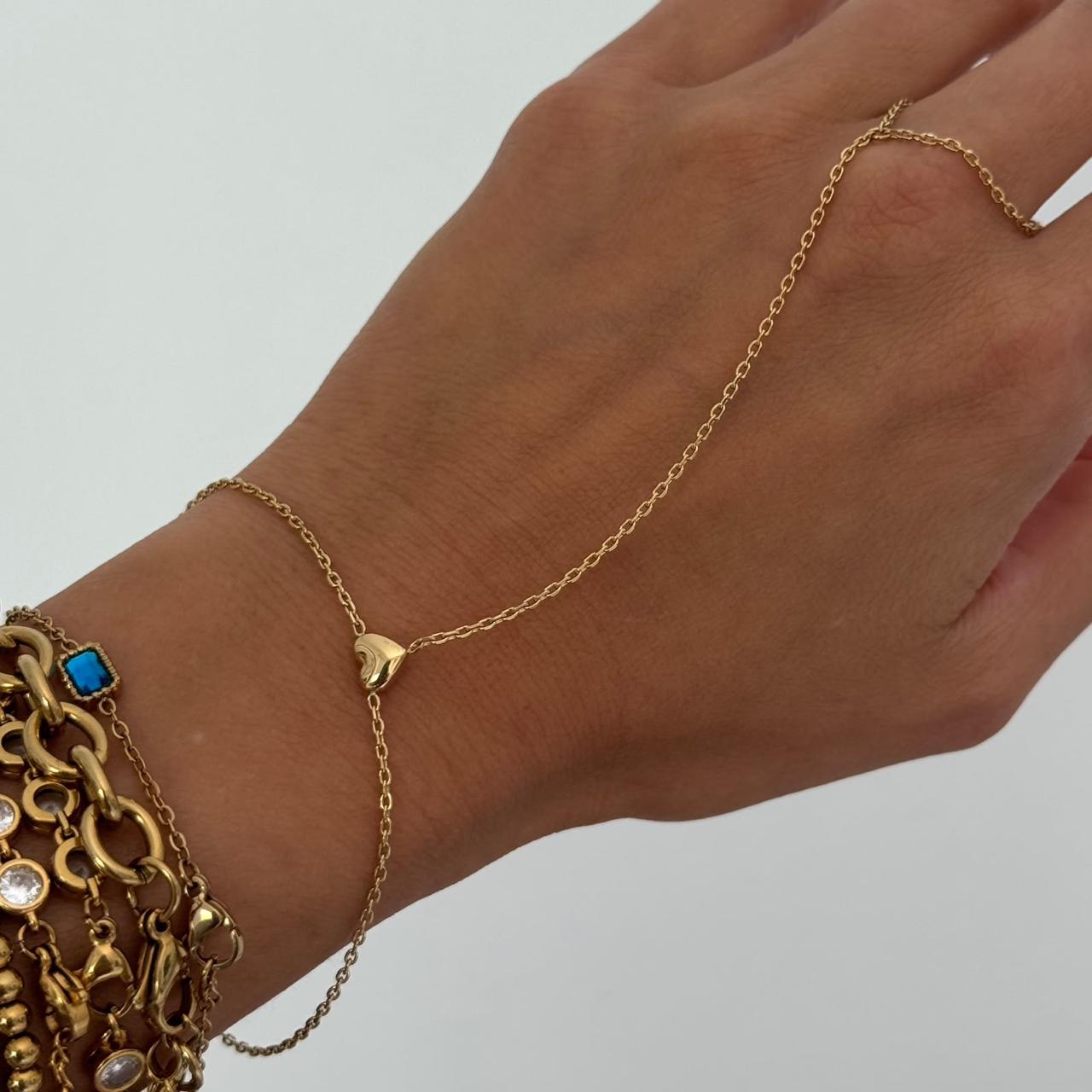 Heart Handchain