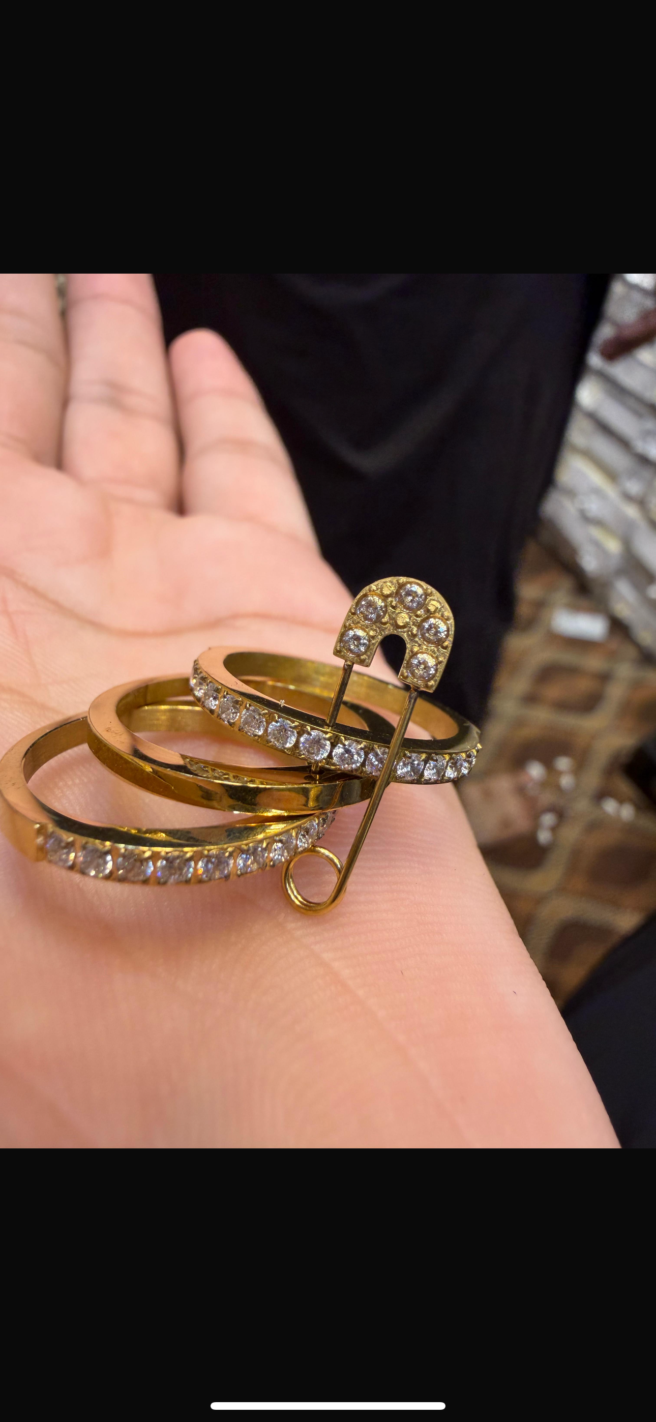 Safety pin  ring