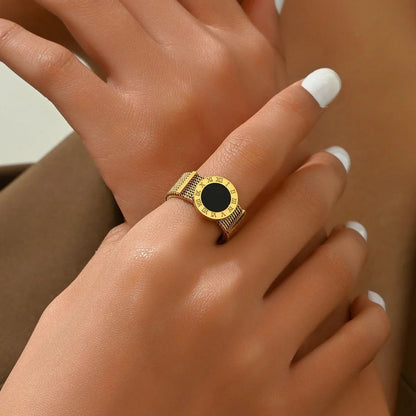 Cartier chained Ring