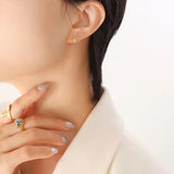 Flower studs