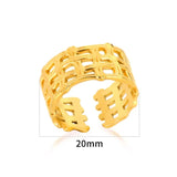 Geometric chunky adjustable ring