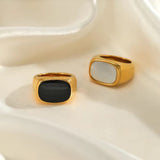 Black & white ring
