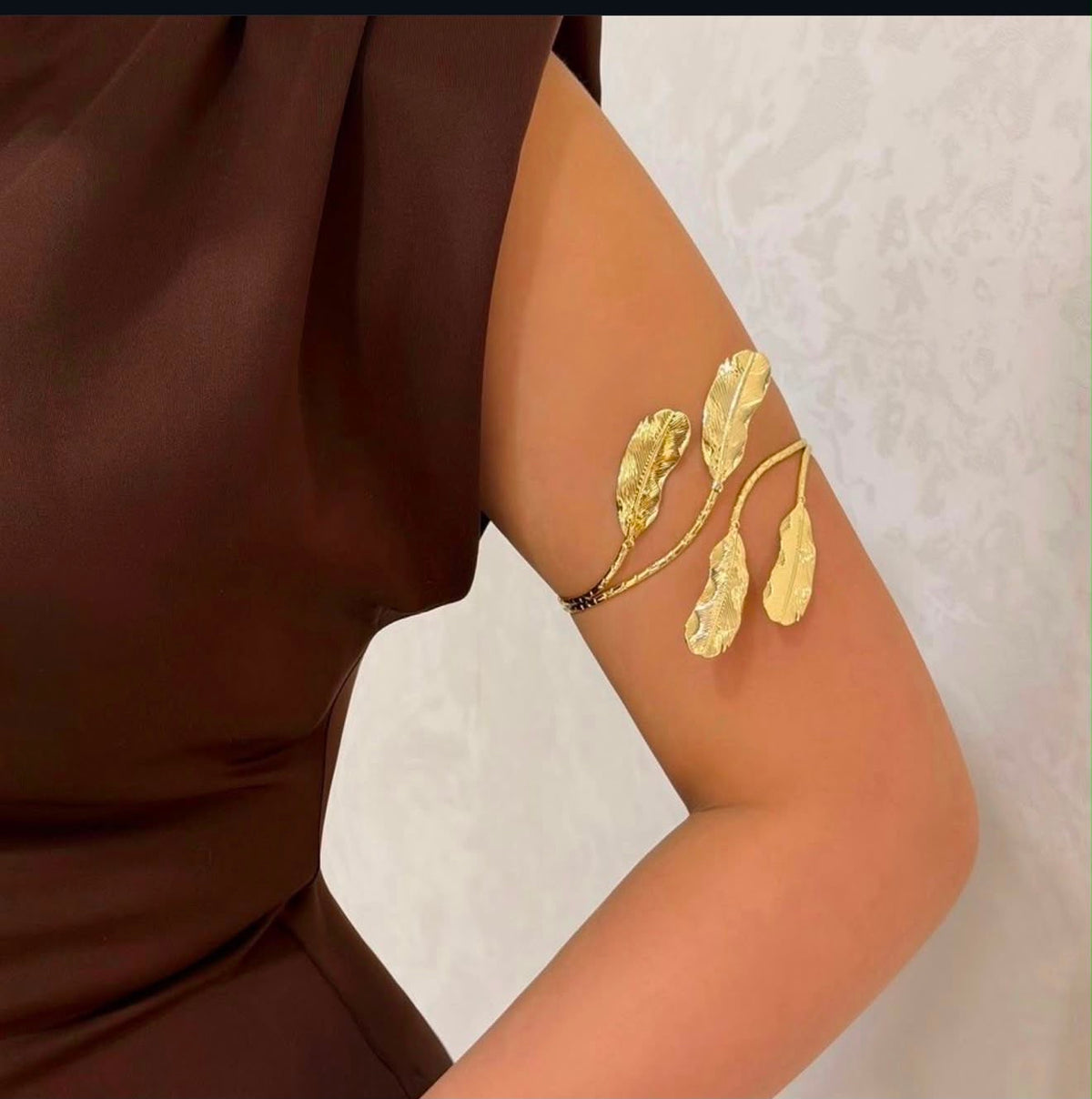 Leaf Armcuff