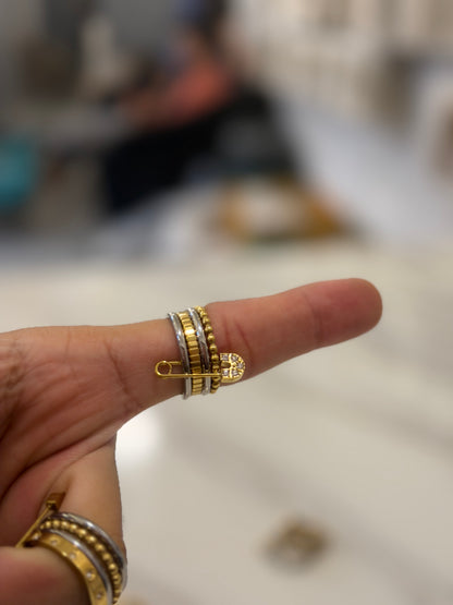 Safety Pin Ring