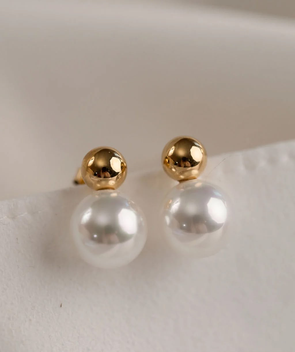 Pearl Earring