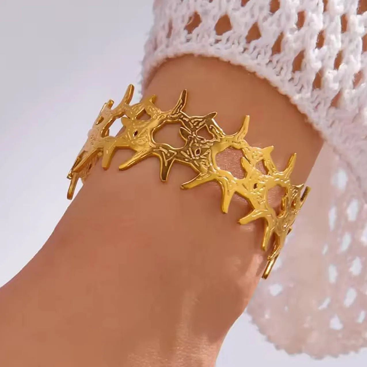 Arm Cuff / Hand Cuff (Adjustable)