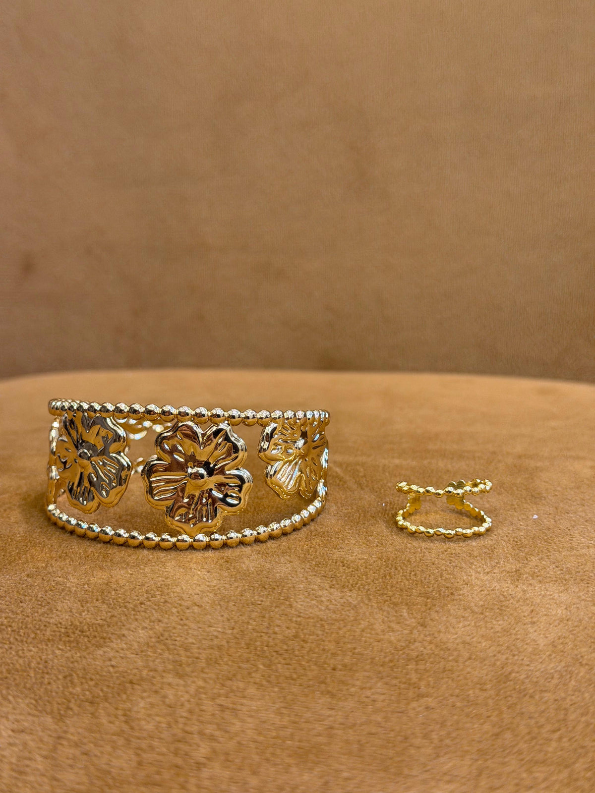 Arm Cuff / Hand Cuff (Adjustable)