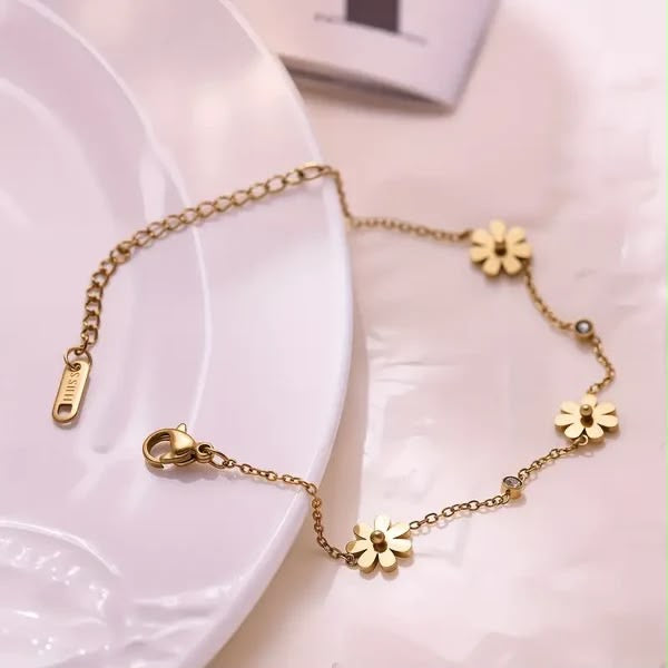 Daisy bracelet