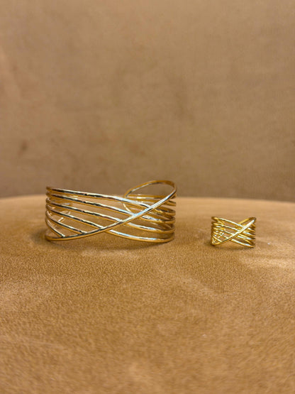 Arm Cuff / Handcuff With Ring (adjustable)