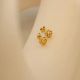 Flower studs