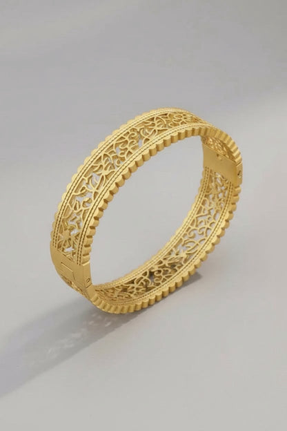 Pattern handcuff