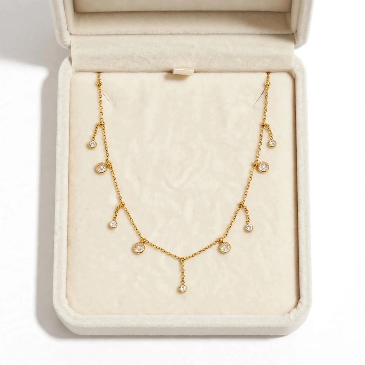 Necklace crystal