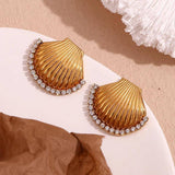 Shell earring