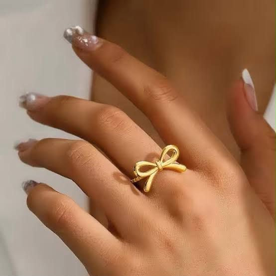 Bow Ring (Adjustable)