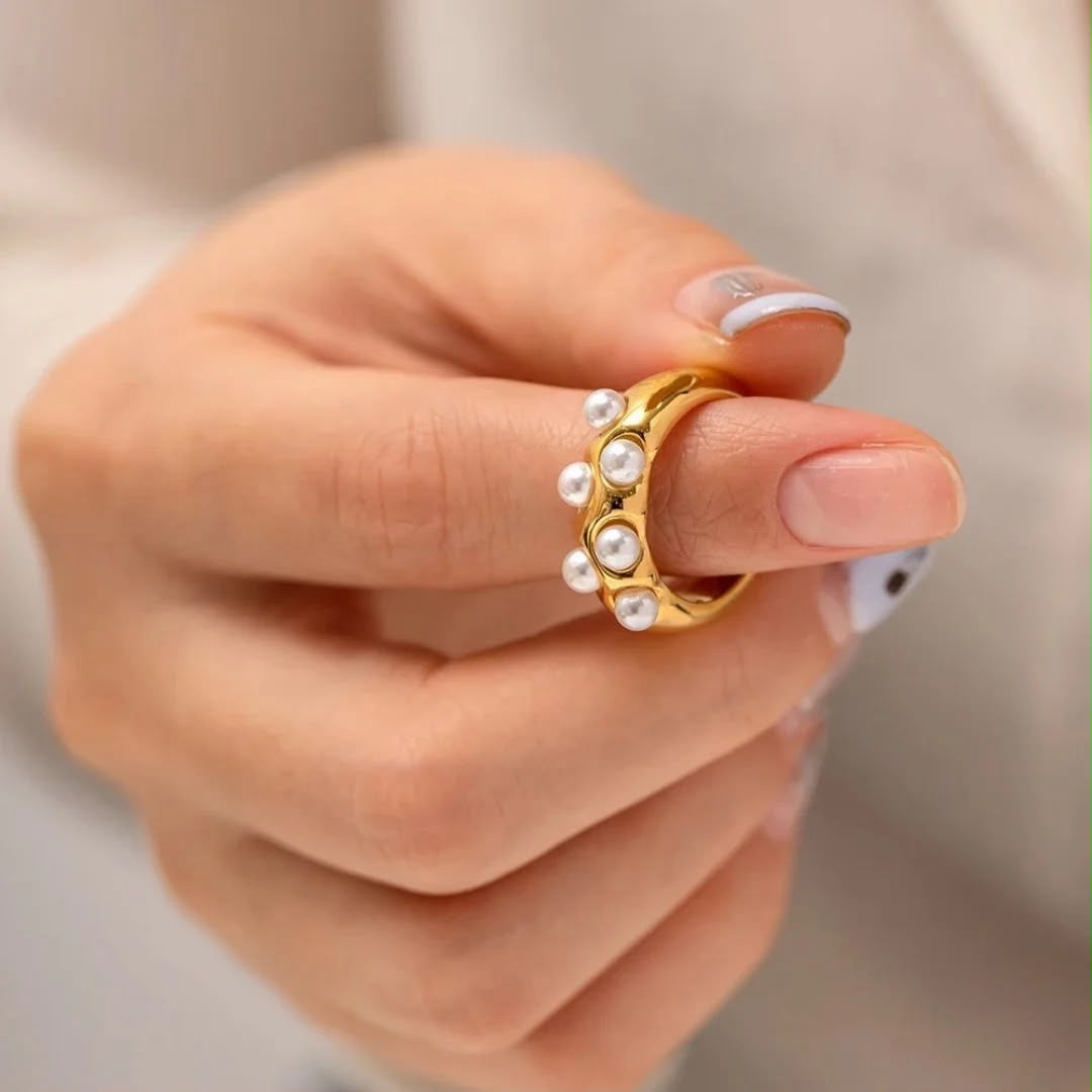 Pearl Chunky Ring (adjustable)