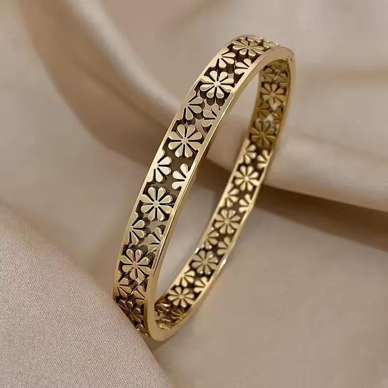 Daisy Handcuff