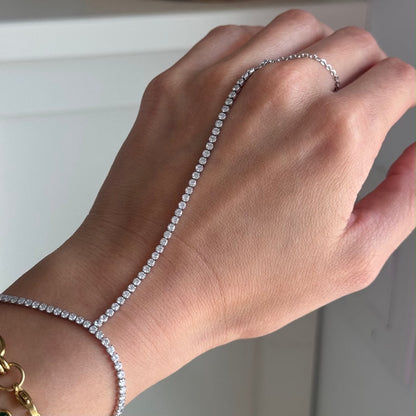 Stoned Handchain Silver