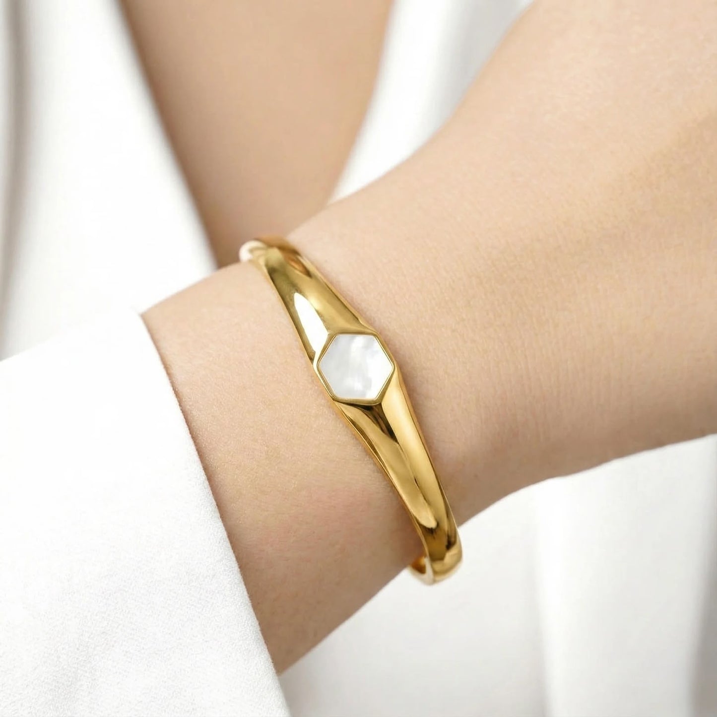 Luxury Handcuff