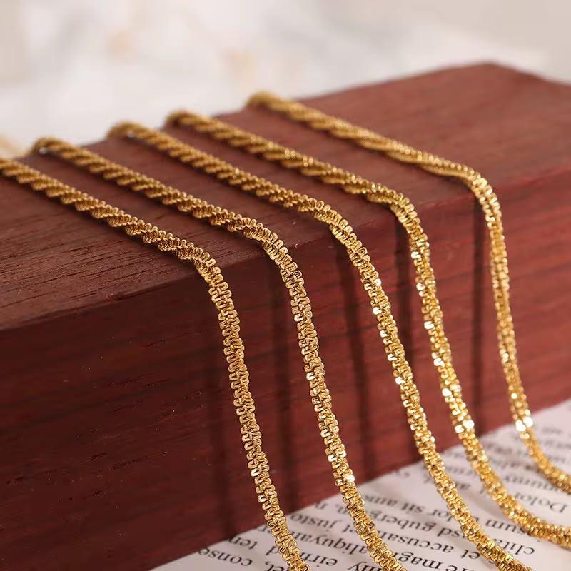 Golden Plain Necklace