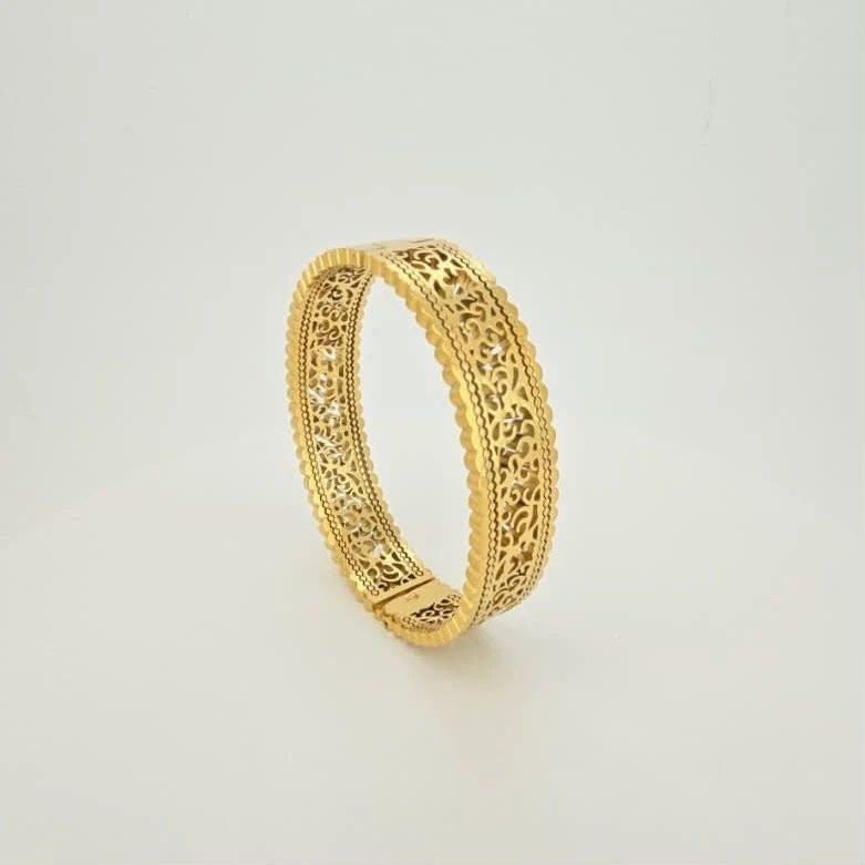 Pattern handcuff