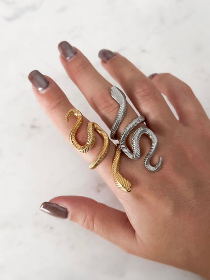 Scattered Snake Ring