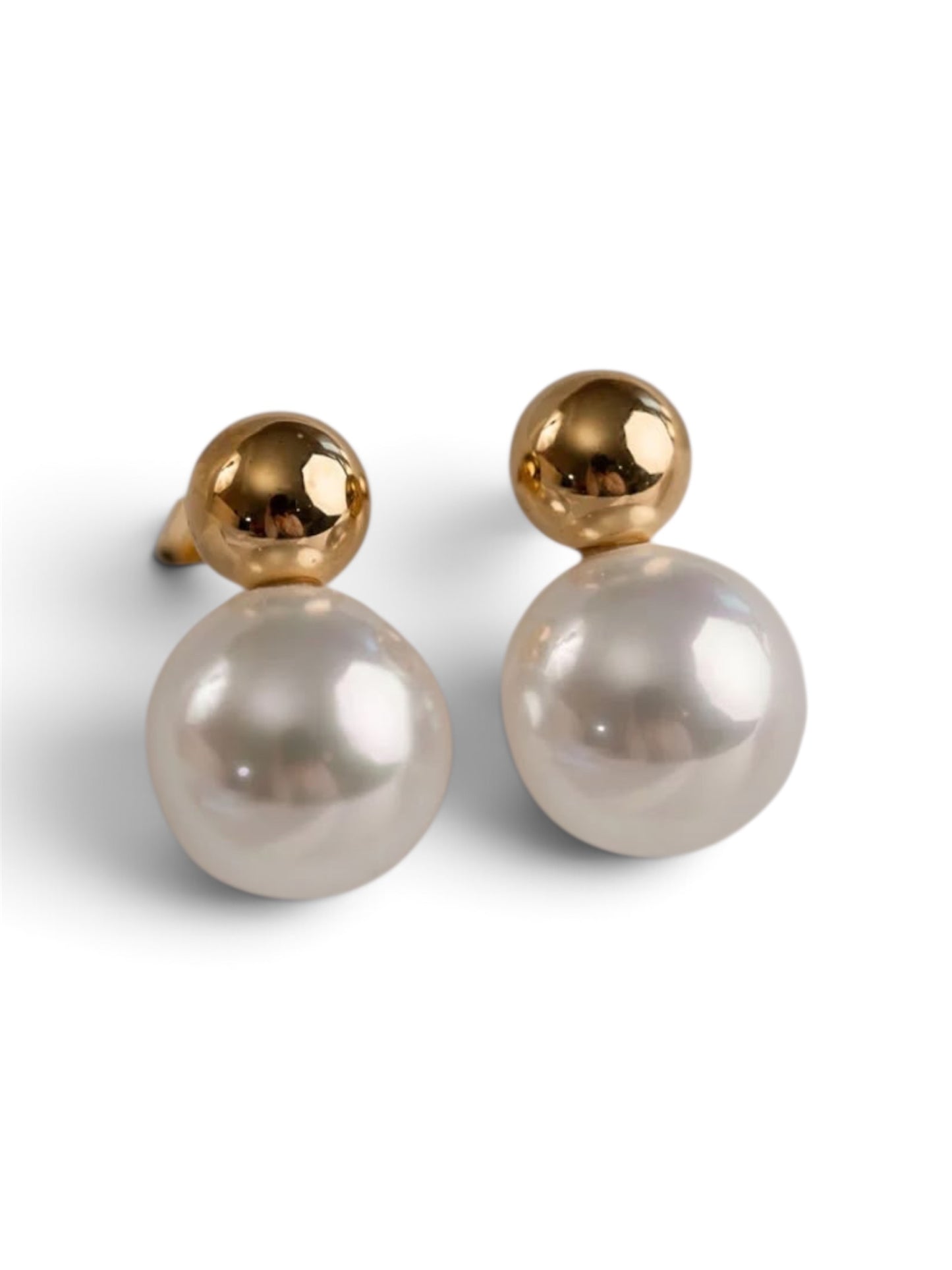 Pearl Earring