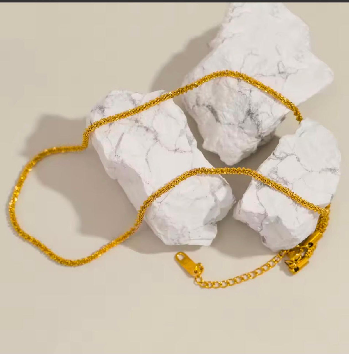 Golden Plain Necklace
