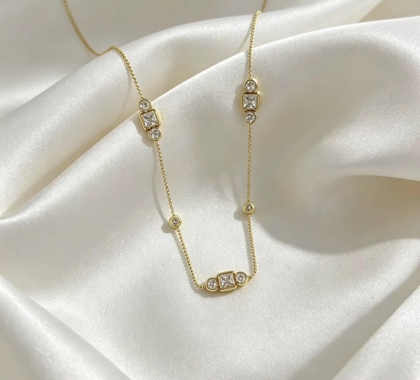 Luxury necklace
