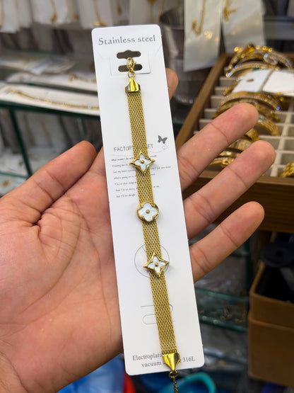 Clover Mesh Bracelet