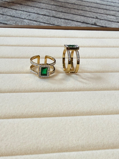 Elegant Luxury Emerald Ring (Adjustable)