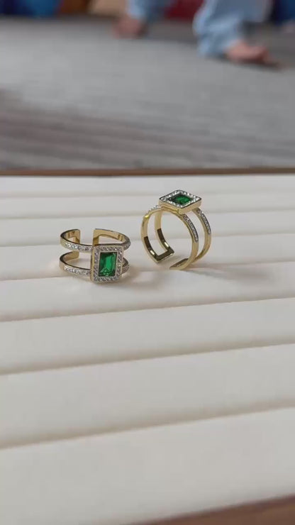Elegant Luxury Emerald Ring (Adjustable)