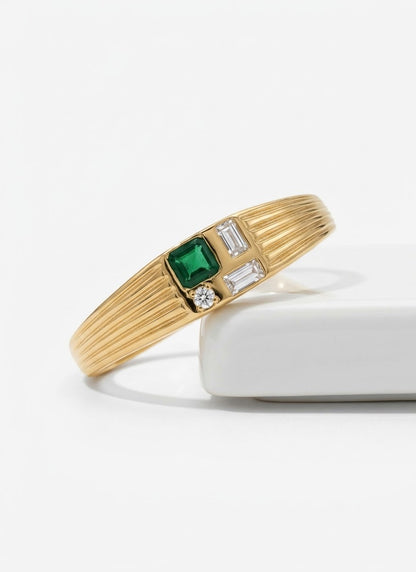 Saskia handcuff