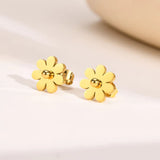 Flower studs