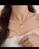 Gold bar necklace
