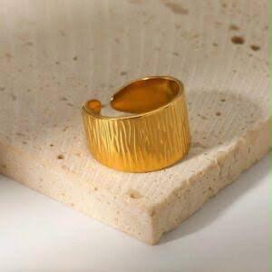 Band Ring