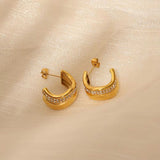 Stylish earrings