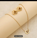 Earing and necklace